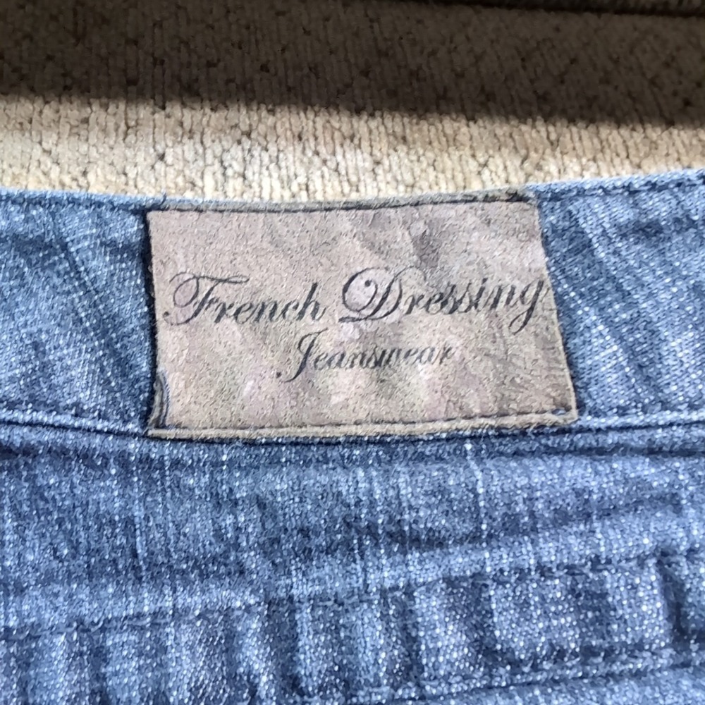 French Dressing Jeanswear Women's Size 12 Dark Wash Black Denim Straight Leg - Picture 5 of 5